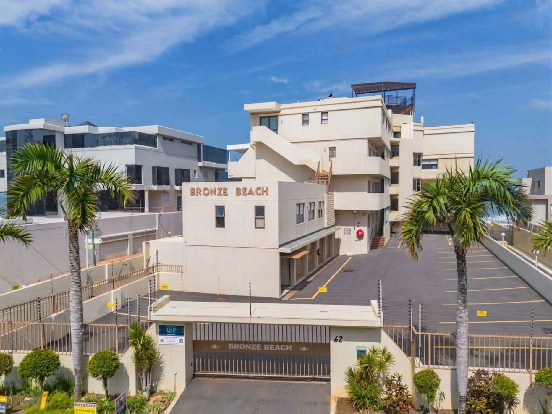Apartment for sale in uMhlanga Rocks - 1ND1755107