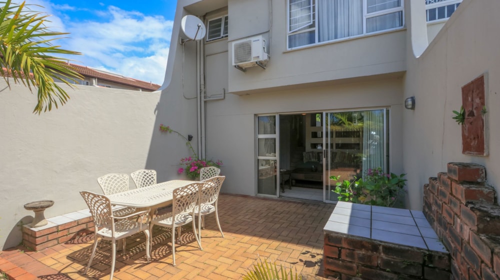 Townhouse for sale in uMhlanga Rocks - 1ND1754011 Townhouse for sale in uMhlanga Rocks - 1ND1754011