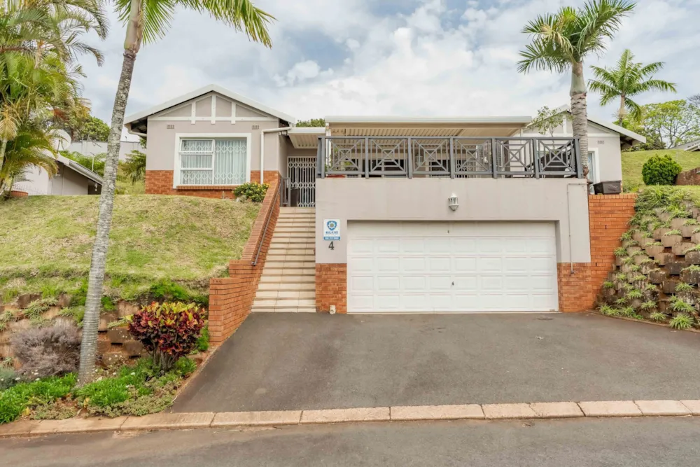 Townhouse for sale in La Lucia - 1ND1755409
