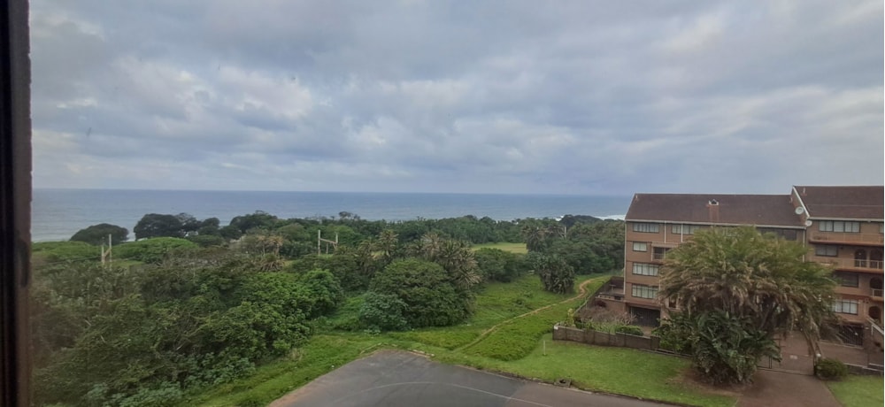 Multi-storey apartment for sale in Scottburgh - 1si1754463