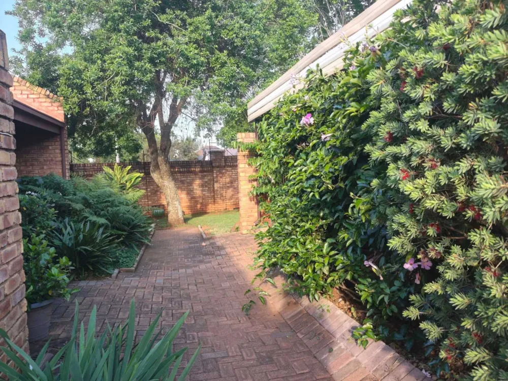 Apartment for sale in Lynnwood, Pretoria East - PT1755379 Apartment for sale in Lynnwood, Pretoria East - PT1755379