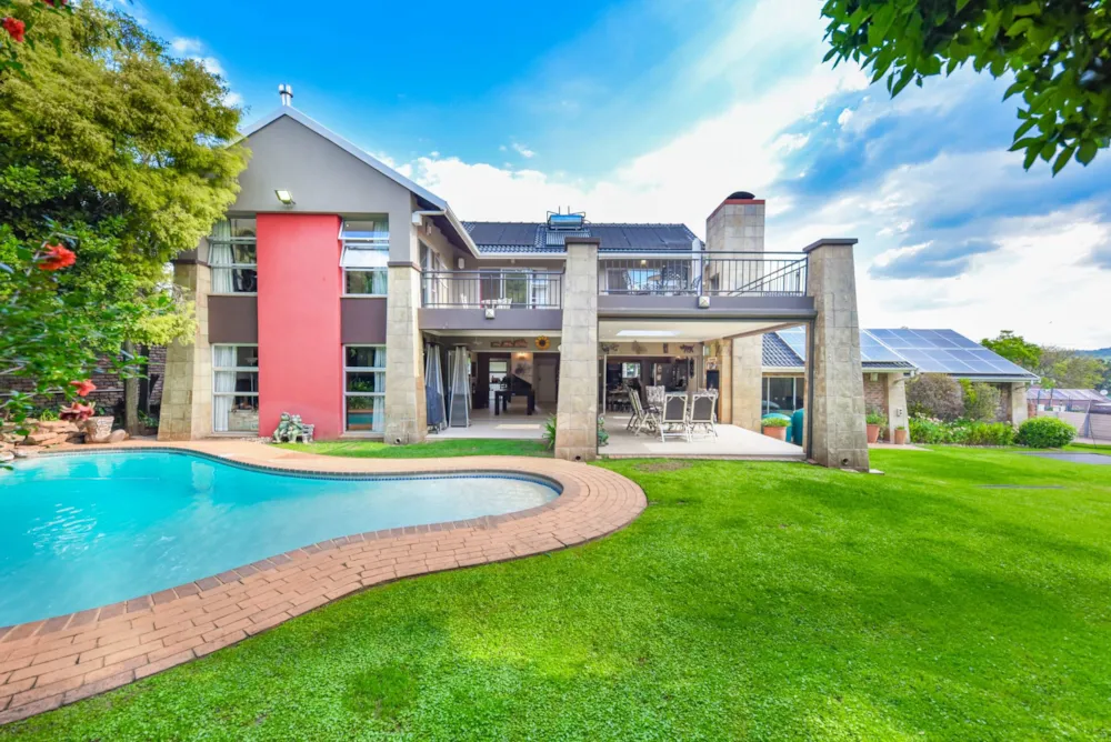 Double-storey house for sale in Rivonia - HP1755185 Double-storey house for sale in Rivonia - HP1755185