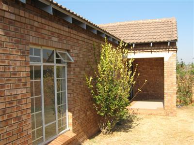 Townhouse to rent in Equestria - PTL1730071