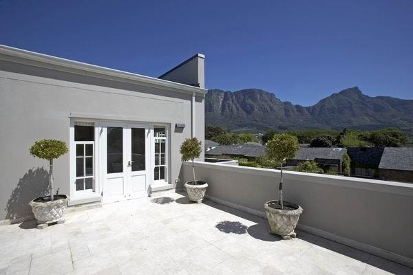 Double-storey house sold in Claremont Upper - KW1684902