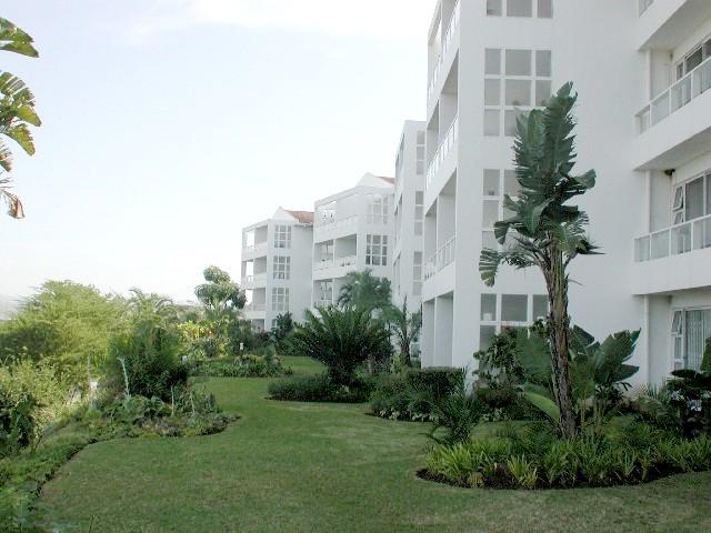 Security complex home to rent in Riverside, Durban North - 1ND1719538