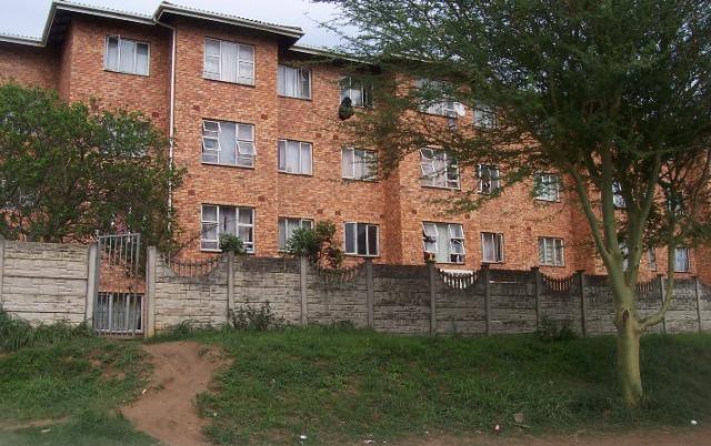 Multi-storey apartment for sale in Empangeni - 1RY1671456