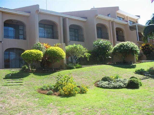 Security complex home for sale in Scottburgh - 1si1730623