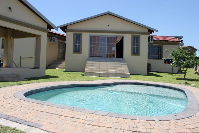 House for sale in Stonehenge - 1NS1686113