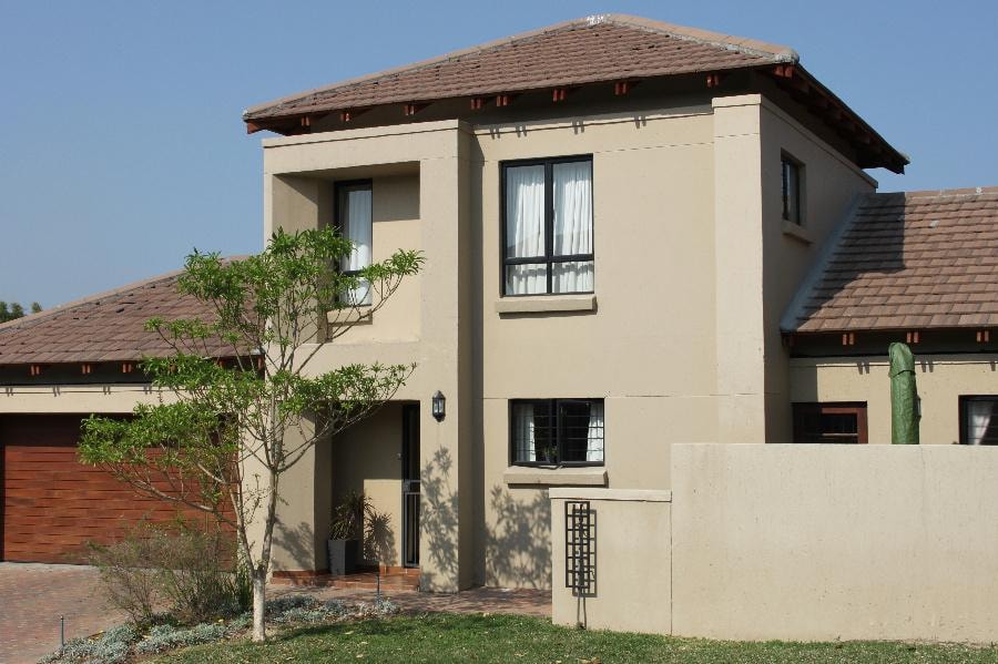 Security complex home for sale in Riverside Park - 1NS1707067 Security complex home for sale in Riverside Park - 1NS1707067