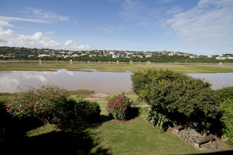 House to rent in Bushmans River Mouth - 1KO1742018