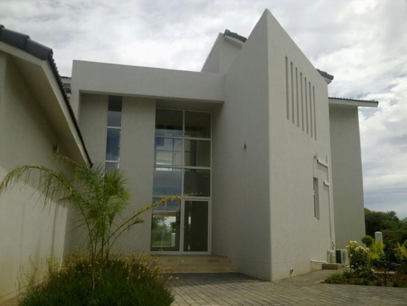 Golf estate house to rent in Phakalane Golf Estate, Botswana - 3BO1739950 Golf estate house to rent in Phakalane Golf Estate, Botswana - 3BO1739950