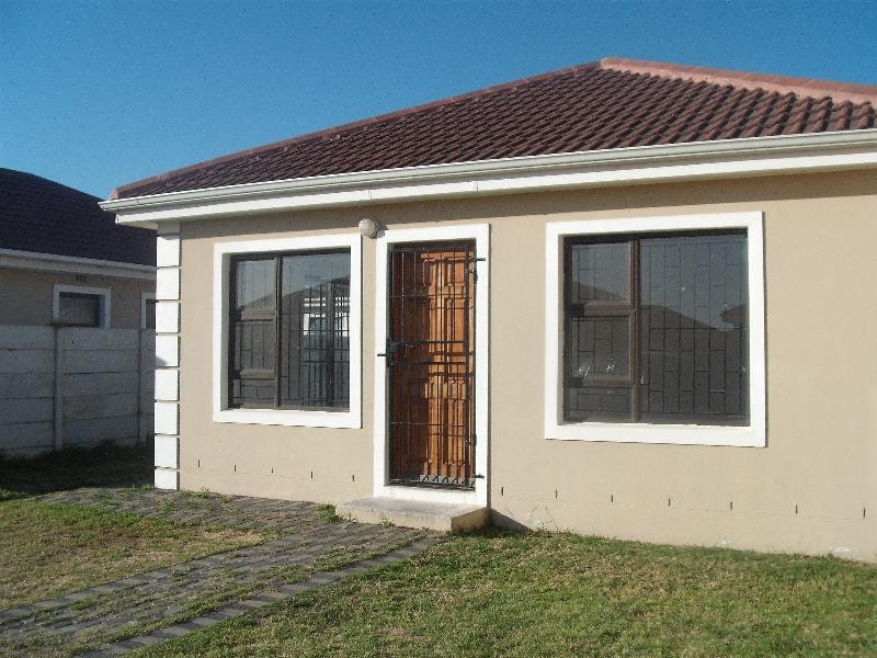 Single-storey house sold in Hagley, Kuils River - 1KV1745966