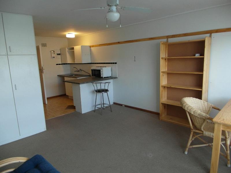 Bachelor apartment sold in Campus - ST1712364