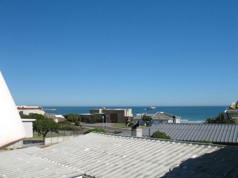 Double-storey house for sale in Yzerfontein - LA1739836