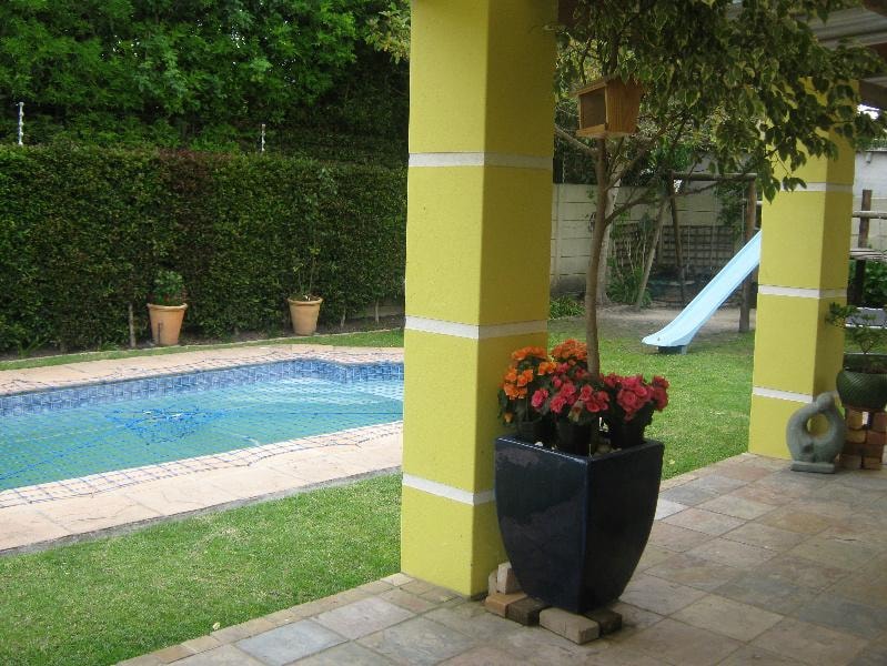 House let in Rondebosch East - RBL1680115 House let in Rondebosch East - RBL1680115