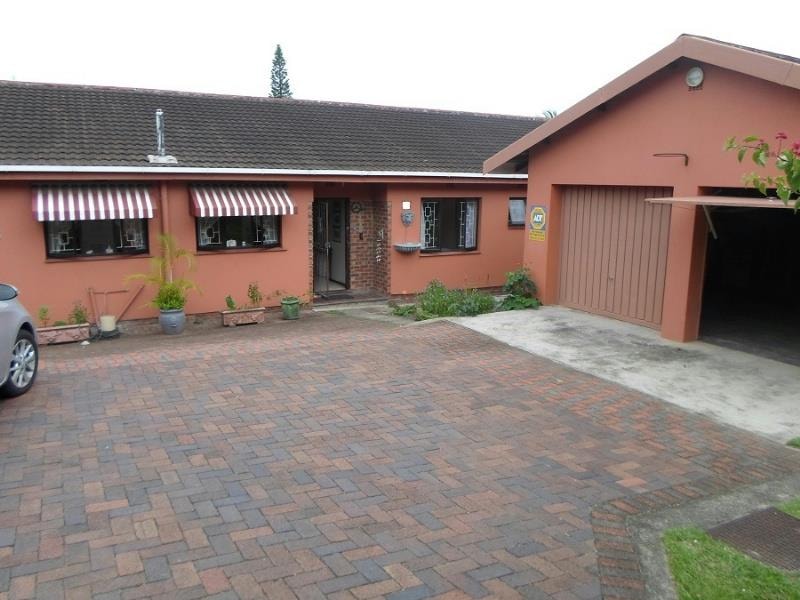 House let in Scottburgh - 1si1661051 House let in Scottburgh - 1si1661051