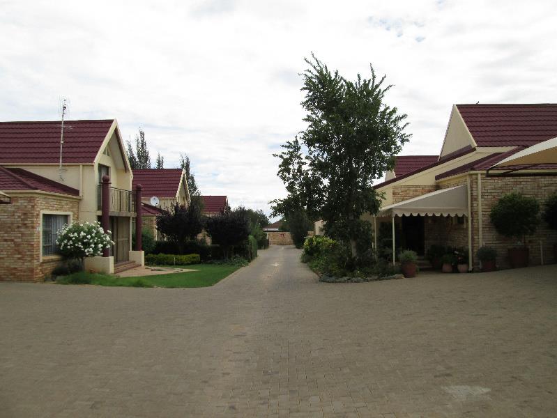 Townhouse for sale in Langenhovenpark - 1BX1722649