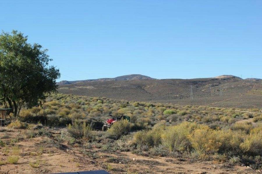 Smallholding let in Springbok - 1NA1694557