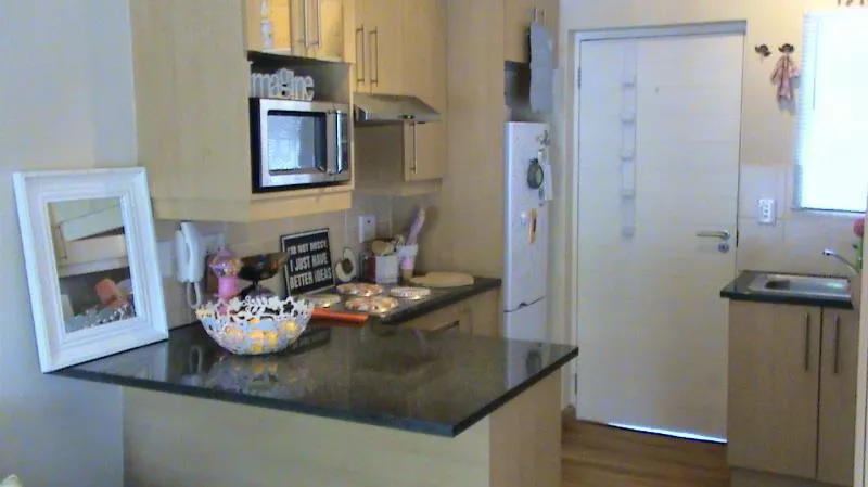 Bachelor apartment let in Stellenbosch Central - STL1735476 Bachelor apartment let in Stellenbosch Central - STL1735476