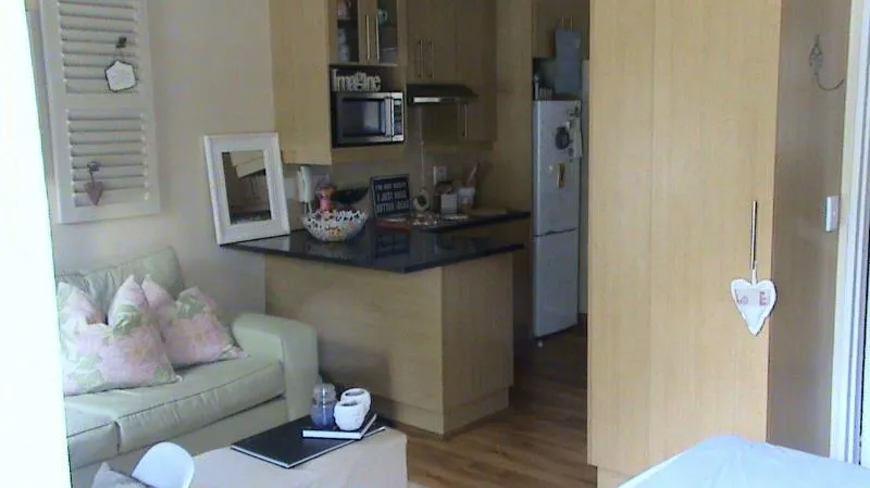 Bachelor apartment let in Stellenbosch Central - STL1735476 Bachelor apartment let in Stellenbosch Central - STL1735476