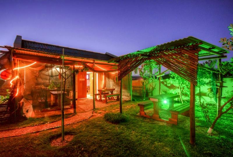 Double-storey house for sale in Cannon Rocks - 1KO1537100