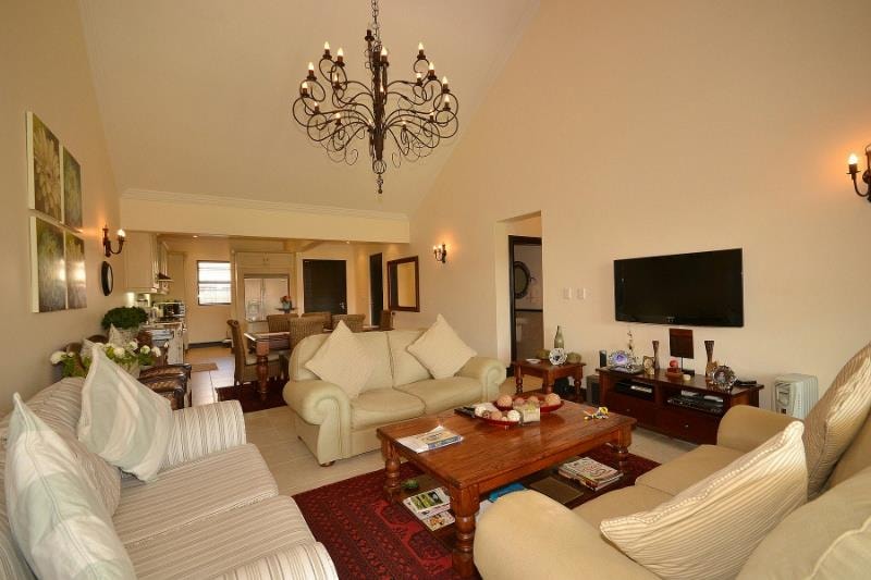 Townhouse to rent in Zimbali Estate - 1BD1738686