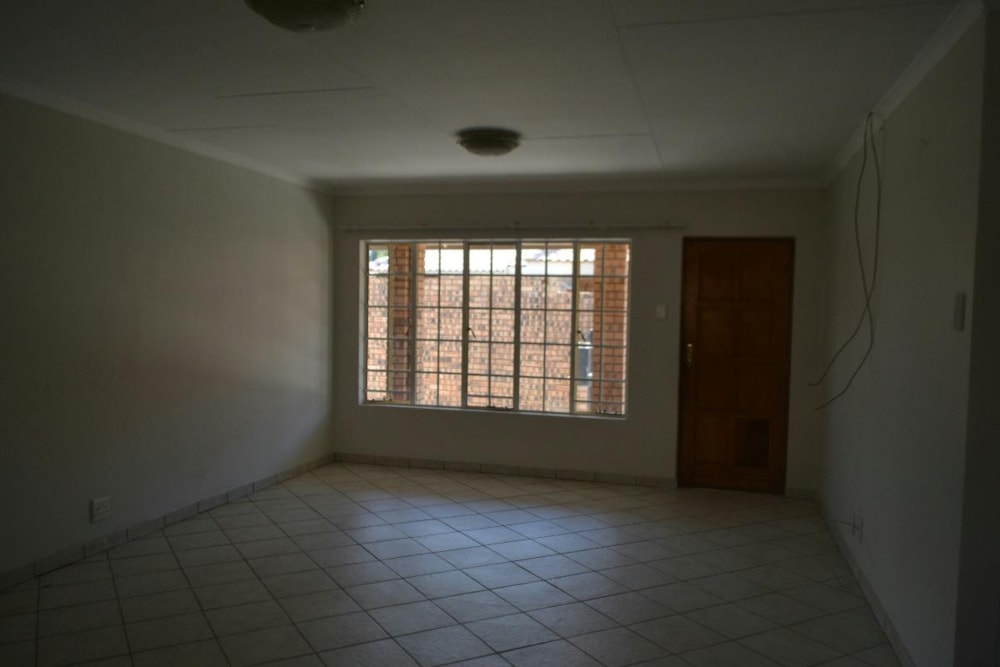 Townhouse let in Middelburg South (Mpumalanga South)  - 1MD1709860 Townhouse let in Middelburg South (Mpumalanga South)  - 1MD1709860