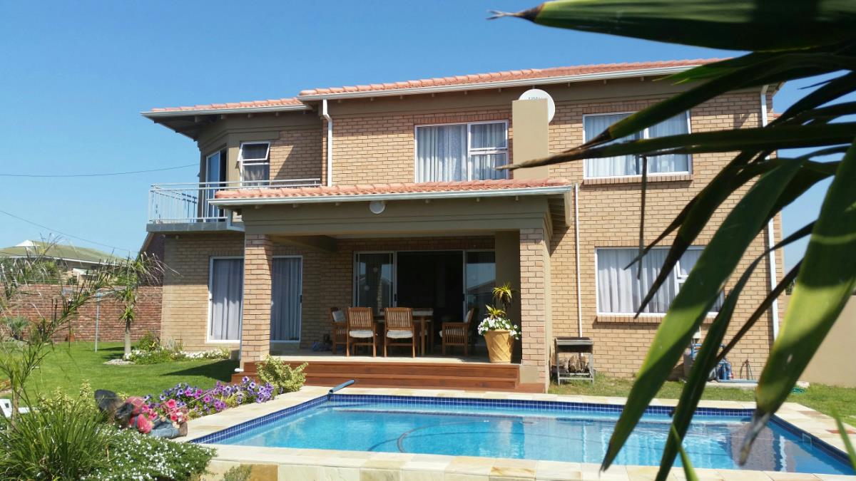 House let in Bluewater Bay, Port Elizabeth, Gqeberha - 1PLZ1681116