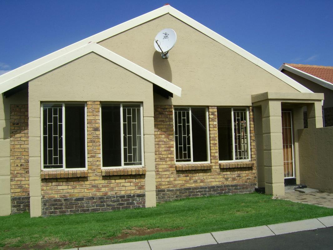 Townhouse let in Petersfield - 1SP1696208