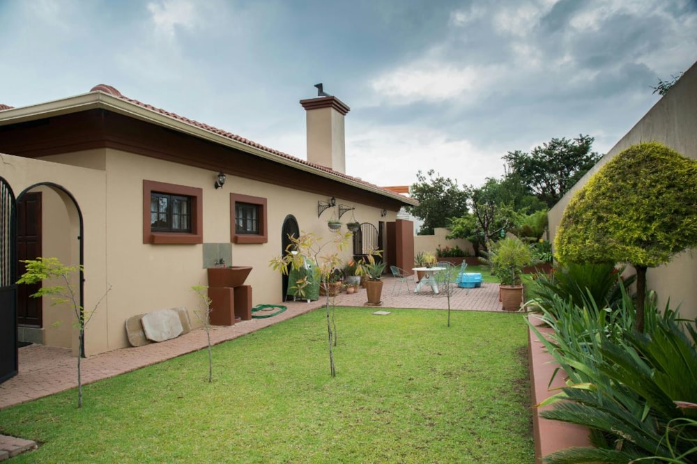 Security estate home to rent in Irene Farm Villages - CNL1736006