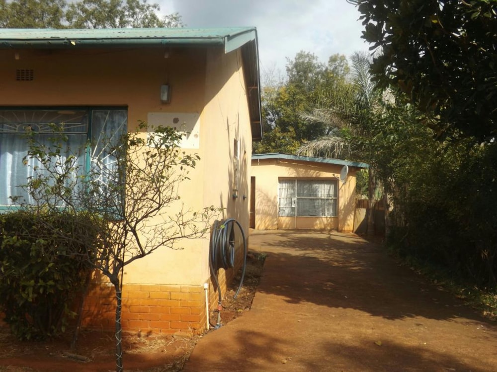 House for sale in Kanonkop, Middelburg, Mpumalanga - 1MD1743441 House for sale in Kanonkop, Middelburg, Mpumalanga - 1MD1743441