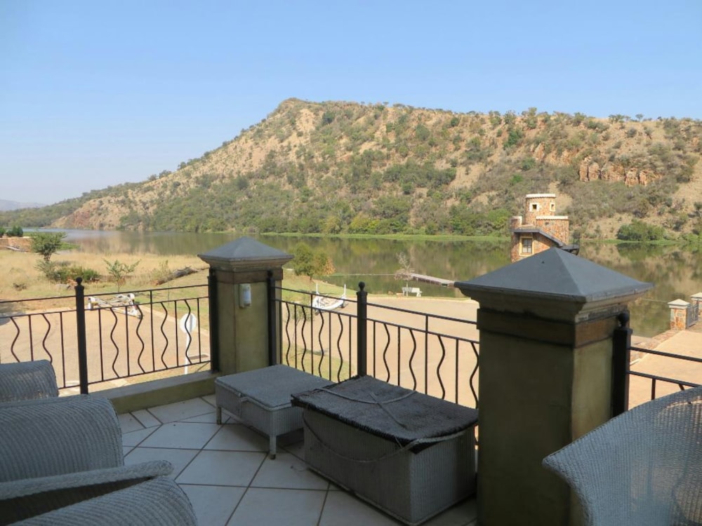 Security estate home for sale in Estate D Afrique - 1HR1657215