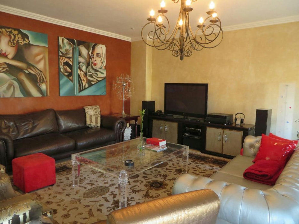 Security estate home for sale in Estate D Afrique - 1HR1657215