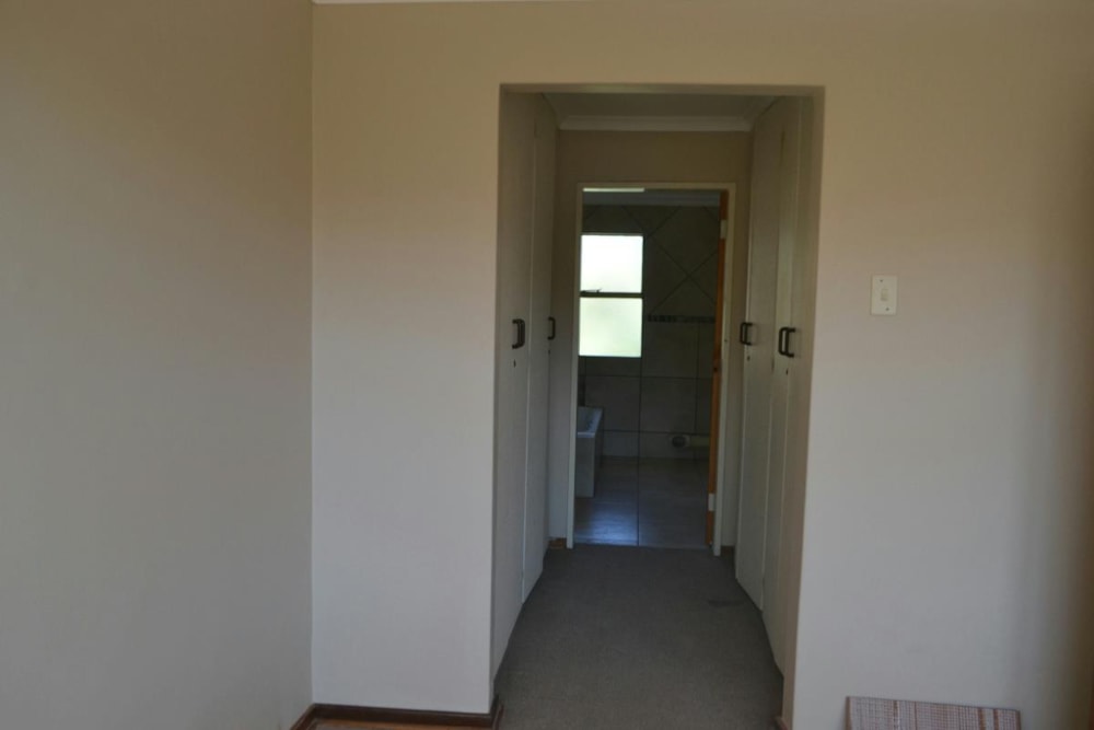 Security complex home for sale in Middelburg (Mpumalanga) - 1MD1679286