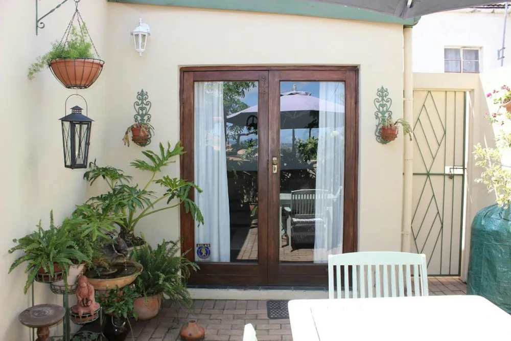 House sold in Uitenhage (Kariega) - 1UK1689295