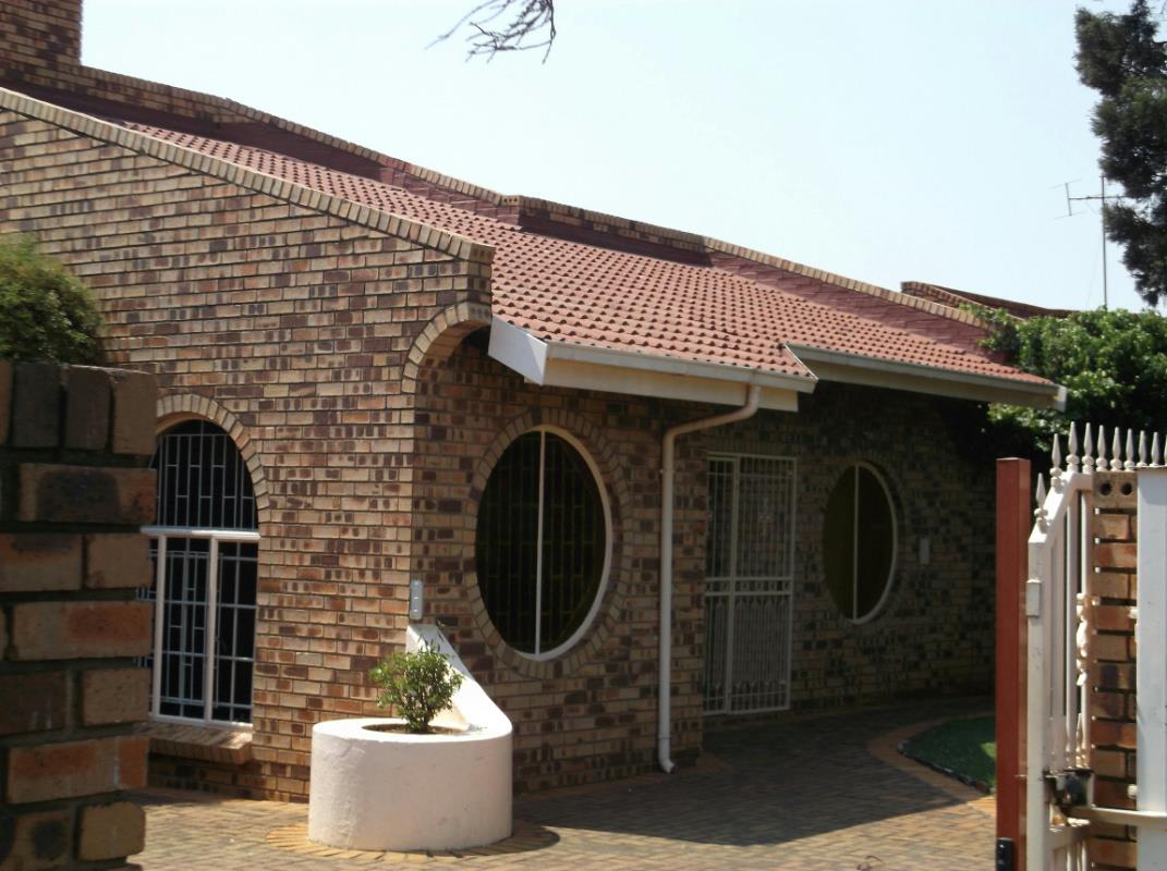 House for sale in Bakerton - 1SP1649052