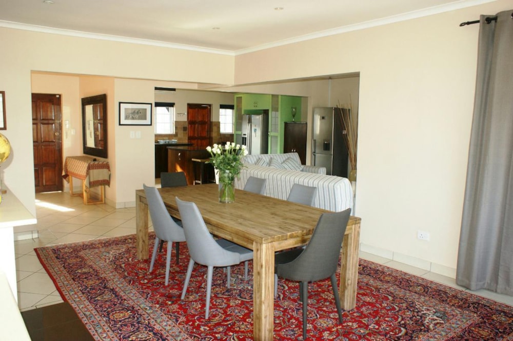 Townhouse for sale in Gillitts - 1KF1734390