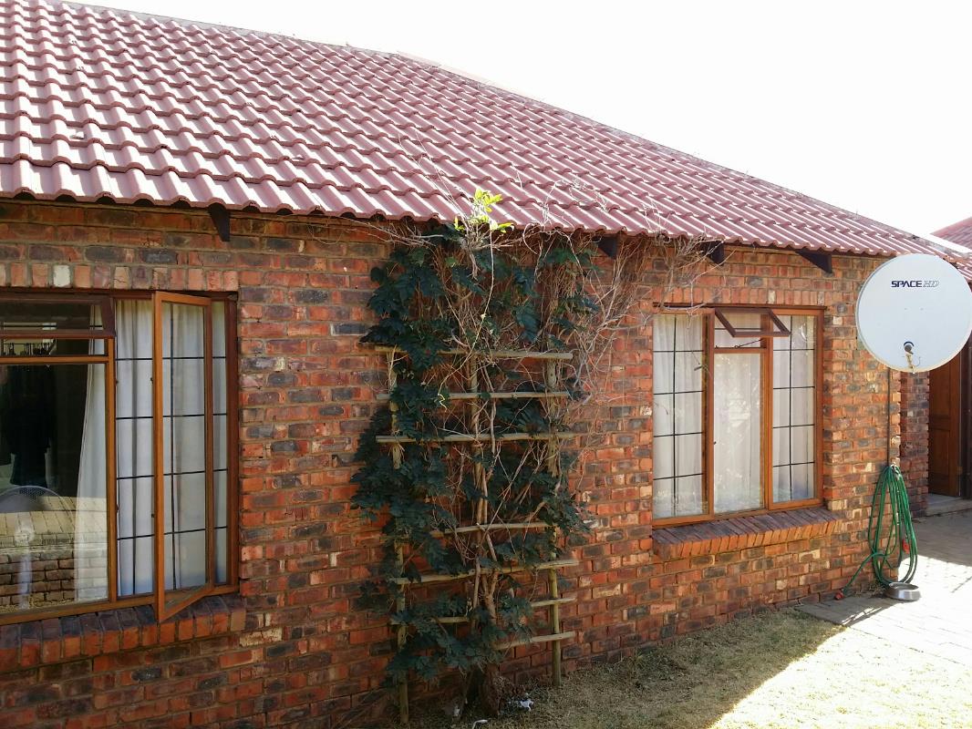 Townhouse for sale in Langenhovenpark - 1BX1729695