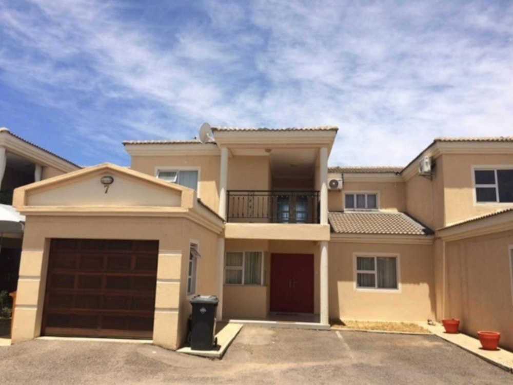 Townhouse to rent in Phakalane, Botswana - 3BO1743595 Townhouse to rent in Phakalane, Botswana - 3BO1743595