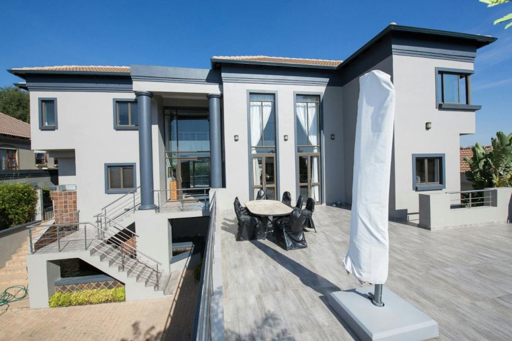 Golf estate house for sale in Blue Valley Golf Estate - CN1664626 Golf estate house for sale in Blue Valley Golf Estate - CN1664626