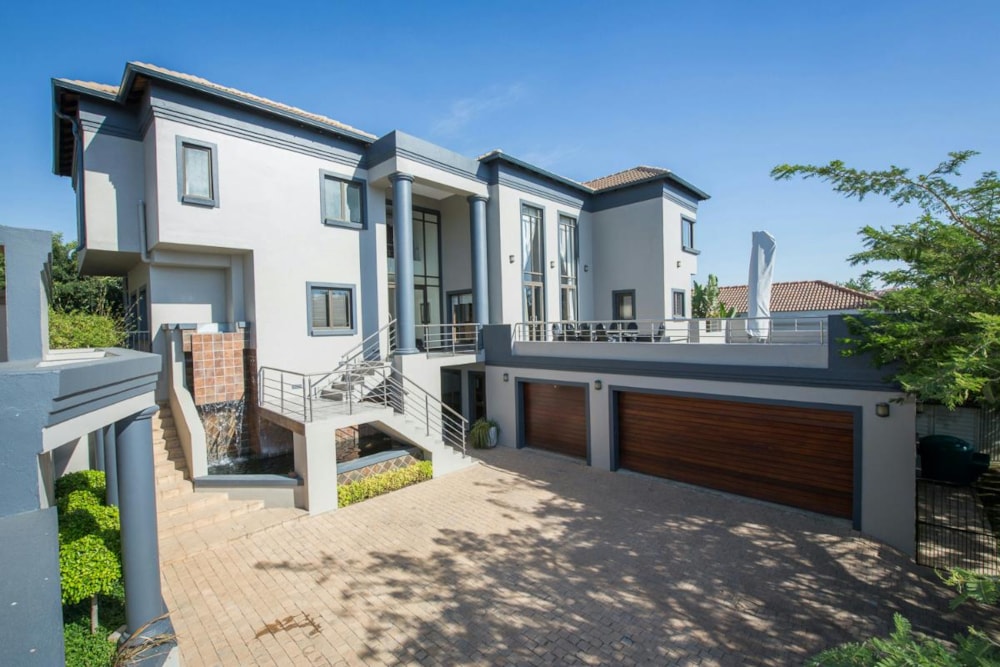 Golf estate house for sale in Blue Valley Golf Estate - CN1664626 Golf estate house for sale in Blue Valley Golf Estate - CN1664626