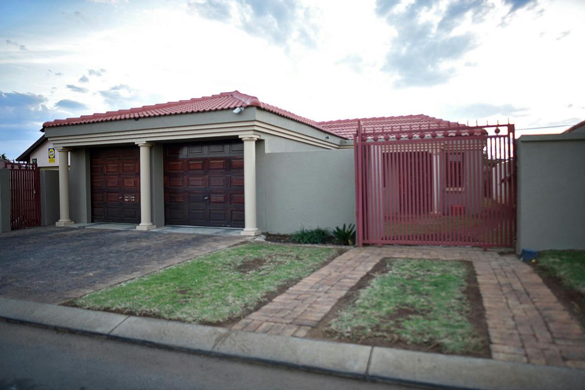 House to rent in Alveda - 1GV1751027