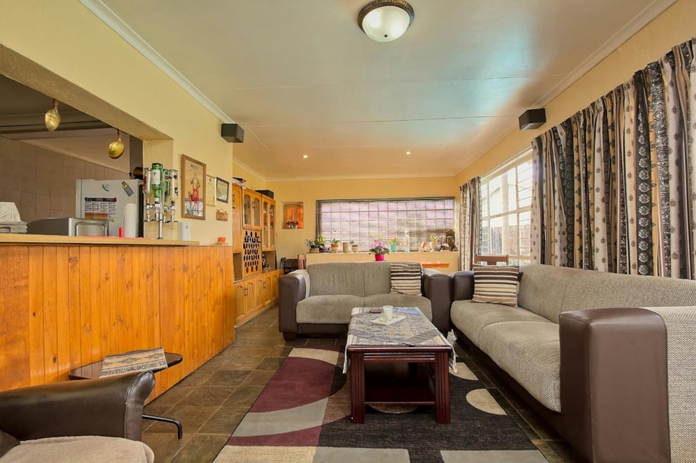 House for sale in Birch Acres - KTP1685790 House for sale in Birch Acres - KTP1685790