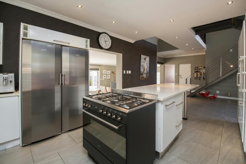 Double-storey house sold in Irene Farm Villages - CN1700941 Double-storey house sold in Irene Farm Villages - CN1700941