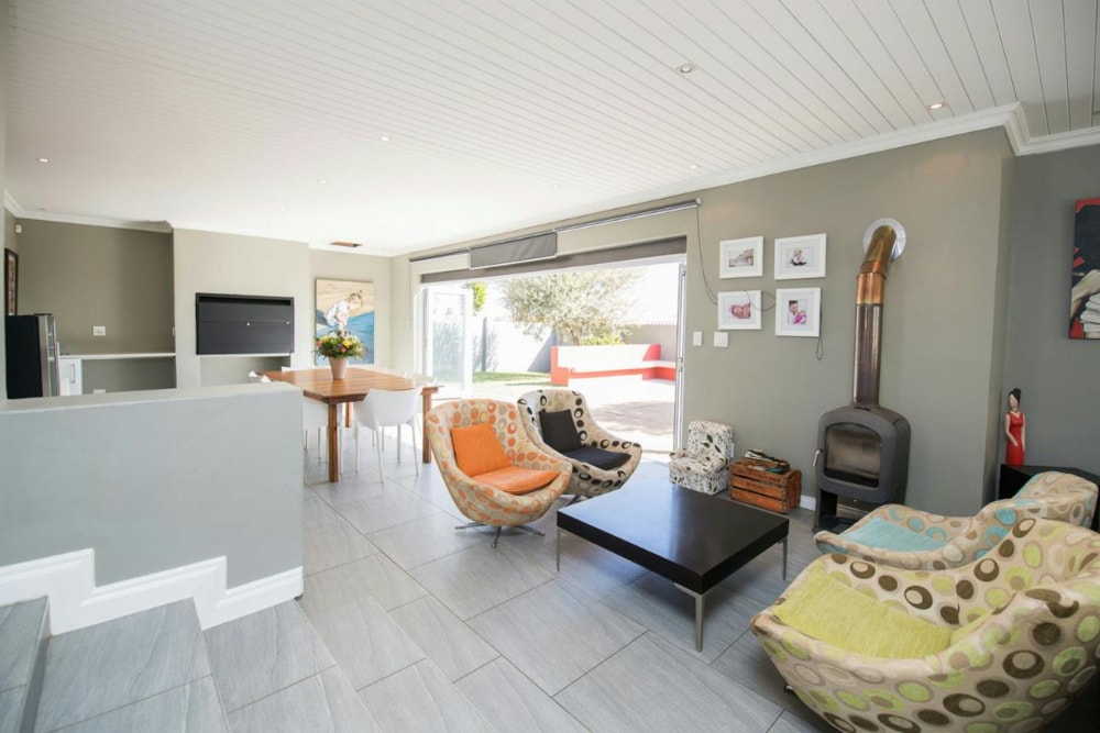 Double-storey house sold in Irene Farm Villages - CN1700941 Double-storey house sold in Irene Farm Villages - CN1700941