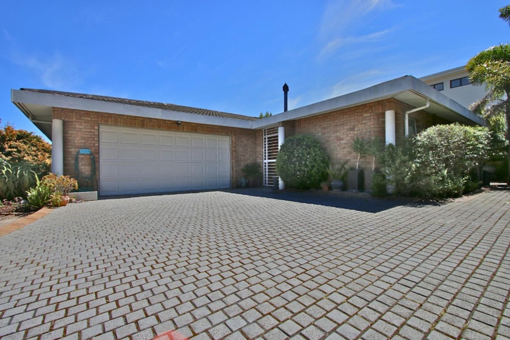Single-storey house sold in Plattekloof - 1PLA1723901 Single-storey house sold in Plattekloof - 1PLA1723901