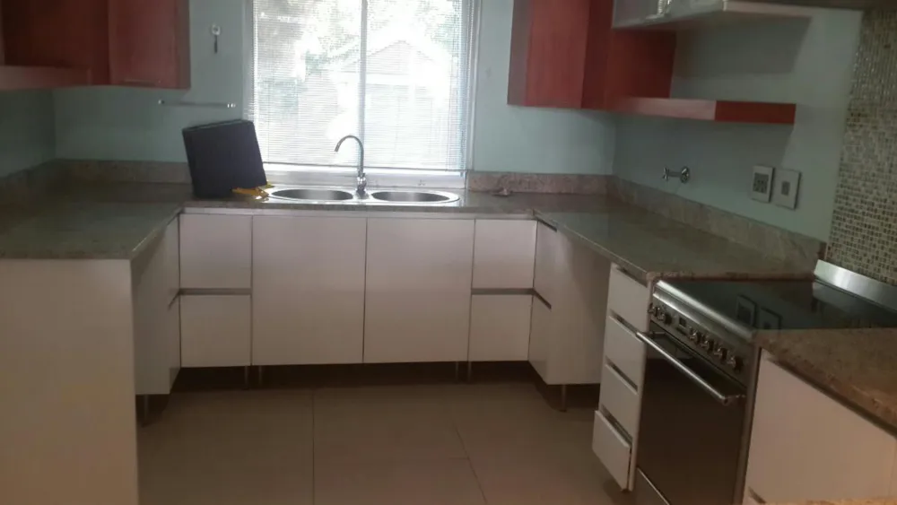 Double-storey apartment to rent in Rondebosch - RBL1755006