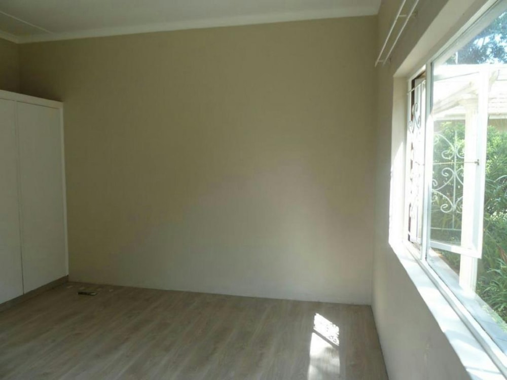 House for sale in Waterfall, Upper Highway - 1KF1646902