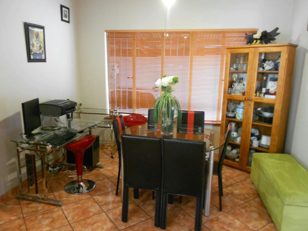 Single-storey house for sale in Amajuba Park - 1NW1696022 Single-storey house for sale in Amajuba Park - 1NW1696022