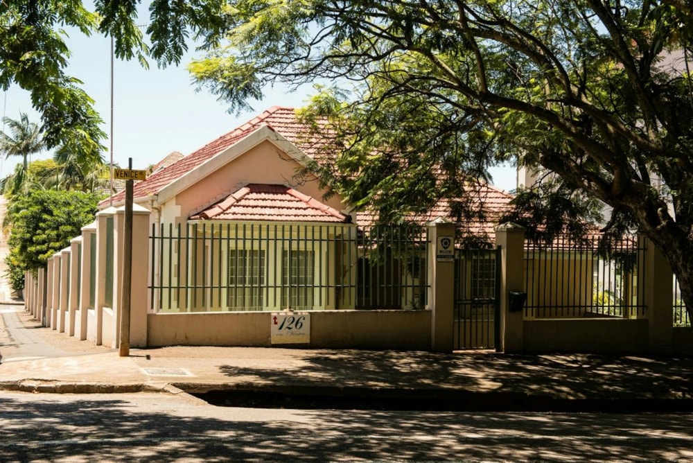 House for sale in Morningside, Durban - 1DA1708006 House for sale in Morningside, Durban - 1DA1708006